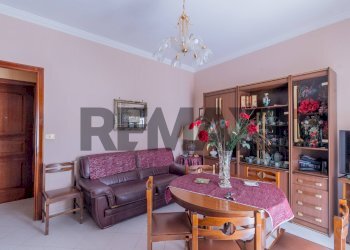 Sala da pranzo - Trilocale Via Don Luigi Sturzo
 
18, Altofonte - foto 8
