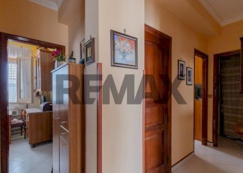 Hall / corridoio - Trilocale Via Don Luigi Sturzo
 
18, Altofonte - foto 23