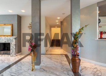 Hall / corridoio - Villa Via Monte nero
 
28/B, Arona - photo 5