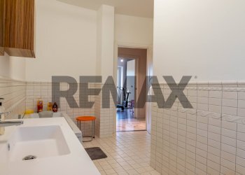 Bagno - Villa Via Monte nero
 
28/B, Arona - photo 15