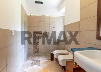 Bagno - Villa Via Monte nero
 
28/B, Arona - photo 21