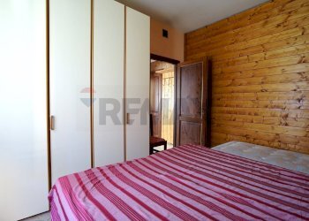 Camera / camera da letto - Trilocale via Monterosa
 
57, Scopa - foto 15