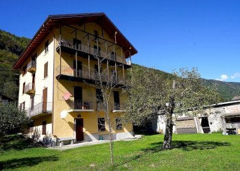 Edificio all\'aperto - Trilocale via Monterosa
 
57, Scopa - foto 17