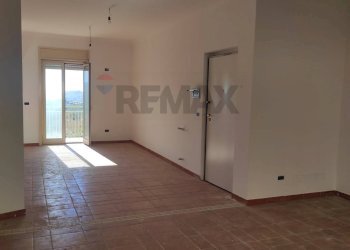 Soggiorno Cucina - Apartment Via Rosario Livatino
 
4, Favara - photo 18