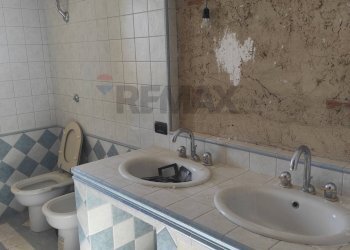 Bagno Centrale - Apartment Via Rosario Livatino
 
4, Favara - photo 49