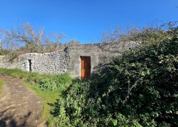 Casa all\'aperto - Rustico c.da Ciancarella
 
sic, Ragusa - foto 1