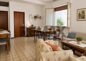 Sala da pranzo - Four-room apartment Borgo Carmine
 
102, Pianella - photo 2