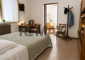 Camera / camera da letto - Four-room apartment Borgo Carmine
 
102, Pianella - photo 9
