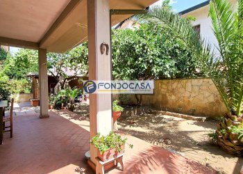 esterno - Casa semi indipendente Via Luigi Illica, Viareggio - foto 2
