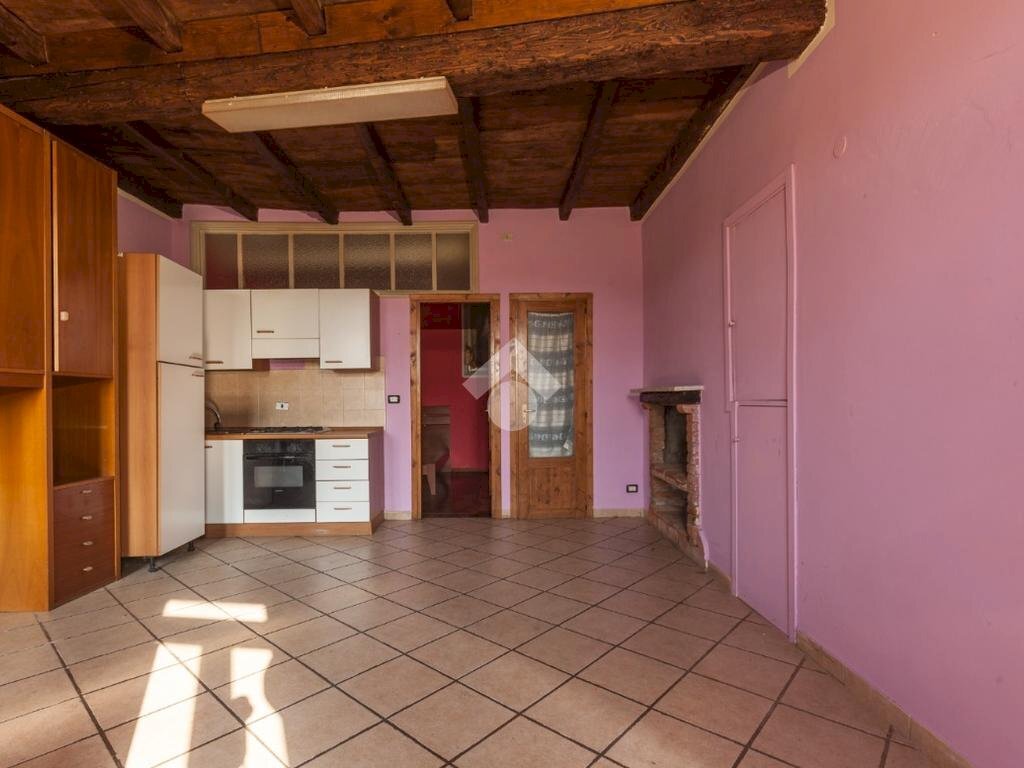 Two-room apartment Via Ortensia di Piossasco, Pinerolo - photo 2