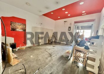 Stanza vuota - Commercial Premises VIA NAPOLI
67, Mugnano di Napoli - photo 8