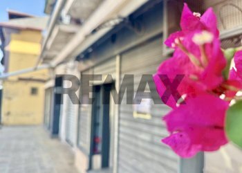Edificio all\'aperto - Commercial Premises VIA NAPOLI
67, Mugnano di Napoli - photo 15