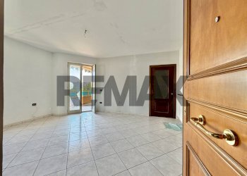 Stanza vuota - Three-room apartment VIA GIORDANO BRUNO
31, Marano di Napoli - photo 7