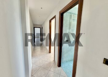 Hall / corridoio - Three-room apartment VIA GIORDANO BRUNO
31, Marano di Napoli - photo 20