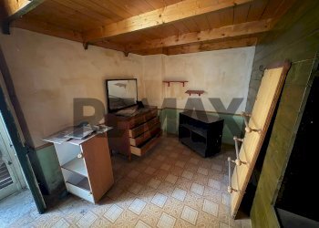 Ufficio - Casa indipendente Via Giosue Carducci
 
15, San Pietro Vernotico - foto 2