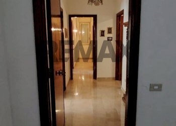 Hall / corridoio - Four-room apartment via magistrato pietro merra
 
14, Montelepre - photo 6