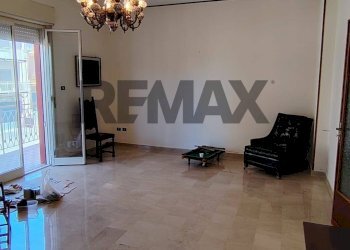 Soggiorno - Four-room apartment via magistrato pietro merra
 
14, Montelepre - photo 7