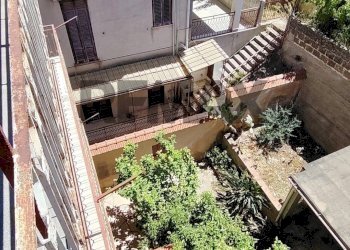 Edificio all\'aperto - Four-room apartment via magistrato pietro merra
 
14, Montelepre - photo 25