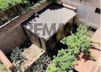 Giardino - Four-room apartment via magistrato pietro merra
 
14, Montelepre - photo 28