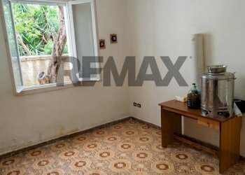 Stanza vuota - Four-room apartment via magistrato pietro merra
 
14, Montelepre - photo 35