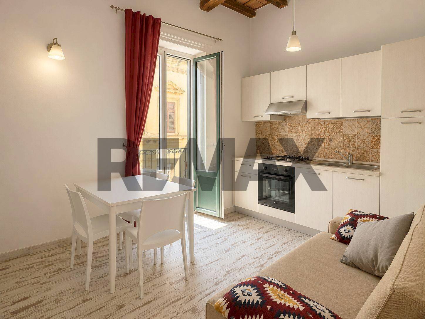 Cucina - Bilocale Via Barlotta
 
17, Trapani - foto 1