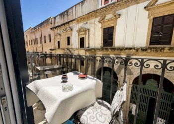Balcone - Bilocale Via Barlotta
 
17, Trapani - foto 2