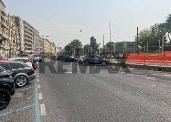 Edificio all\'aperto - Attività Commerciale Riviera di Chiaia
115, Napoli - foto 7