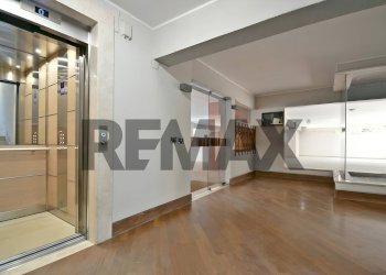 Ricezione / Lobby - Quadrilocale Via Gerolamo Fracastoro
23, Cagliari - foto 3