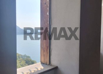 Balcone - Quadrilocale Via Canzaga
 
61, Pognana Lario - foto 12