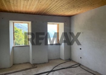 Stanza vuota - Quadrilocale Via Canzaga
 
61, Pognana Lario - foto 20