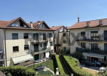 Edificio all\'aperto - Semi-detached house Via Carcano
 
90, Albavilla - photo 1