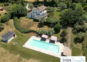 Foto 1 - Villa rimembranze
 
22, Amelia - foto 1