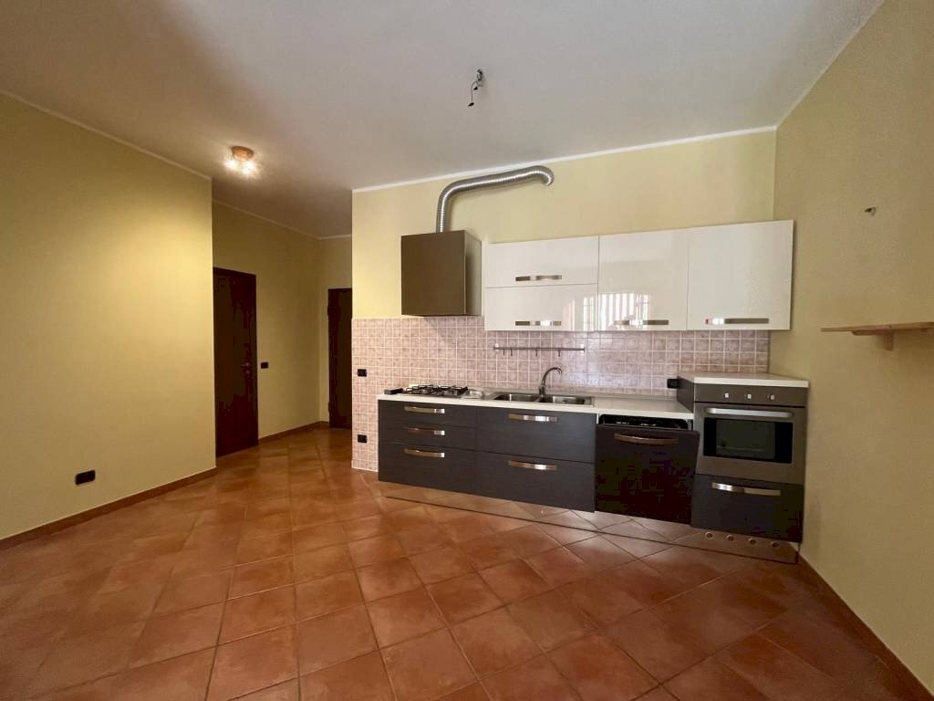 Cucina - Two-room apartment via Roma, 3, Paruzzaro - photo 1
