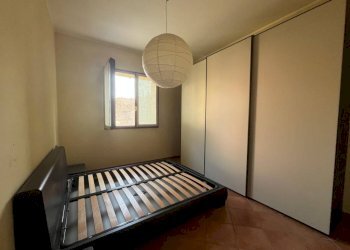 Camera da letto - Bilocale via Roma, 3, Paruzzaro - foto 4