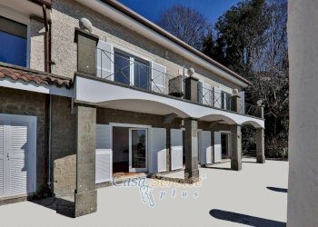 Facciata - Villa via Spiaggia del Lago, Castel Gandolfo - foto 9