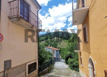 Edificio all\'aperto - Independent house Via De Amicis
6, Alfedena - photo 3
