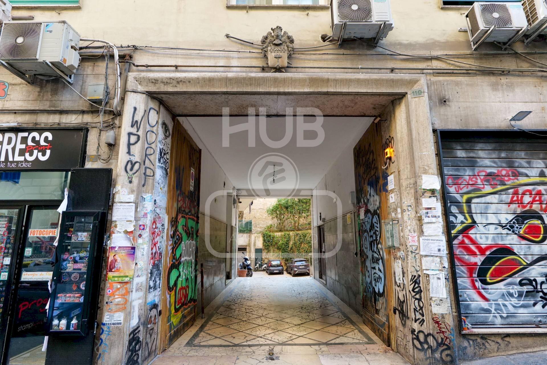 ingresso stabile - Appartamento Via Mezzocannone
119, Napoli - foto 3