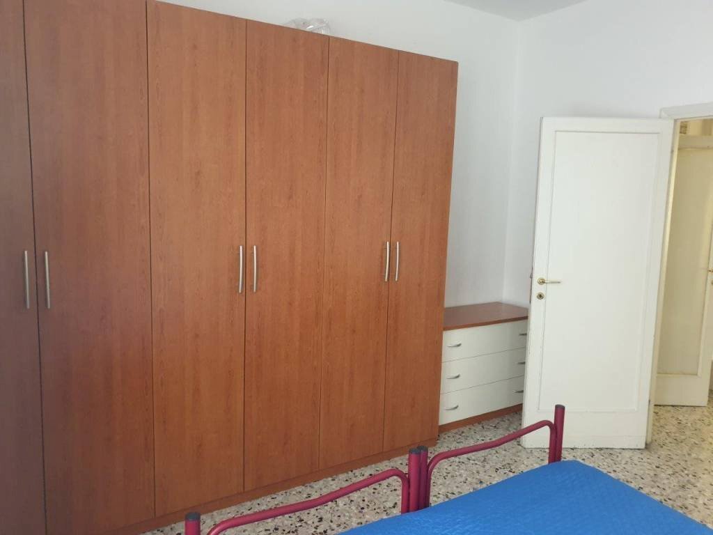 Camera da letto - Three-room apartment Borgo Zaccagni, 3, Parma - photo 3