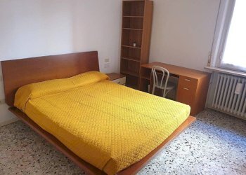 Camera da letto - Three-room apartment Borgo Zaccagni, 3, Parma - photo 4