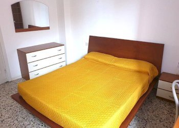 Camera da letto - Three-room apartment Borgo Zaccagni, 3, Parma - photo 5