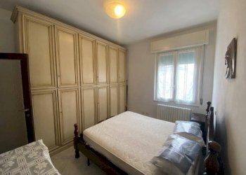 Camera da letto - Three-room apartment via Cufra, 1, Parma - photo 2