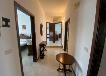 Corridoio - Three-room apartment via Cufra, 1, Parma - photo 18