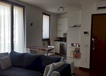 Salone - Three-room apartment via Ponzello, 7, Sesto Calende - photo 7