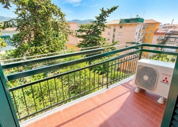 Foto 15 - Bilocale Via Privata Risso
 
23, Imperia - foto 15