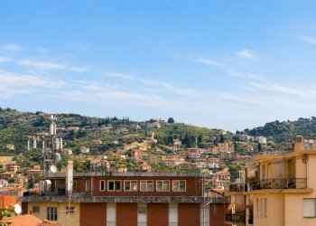 Foto 17 - Bilocale Via Privata Risso
 
23, Imperia - foto 17