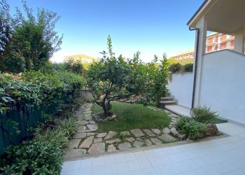 Foto 4 - Trilocale via Manzoni
 
41, San Bartolomeo al Mare - foto 4