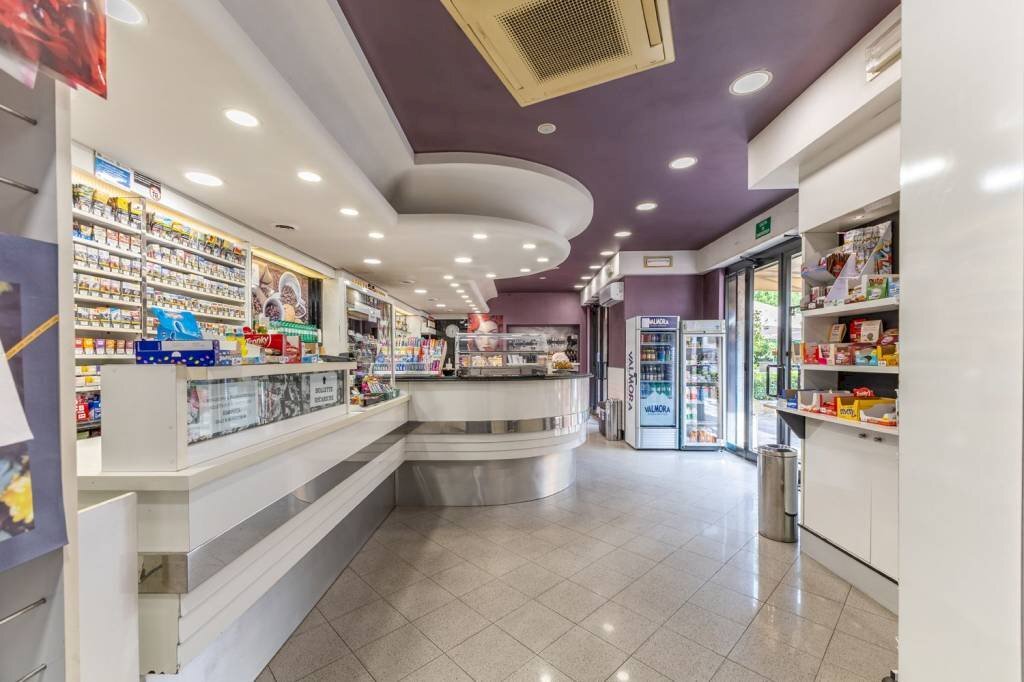 Interno non residenziale - Shop via Pasquale Baffi, Roma - photo 3