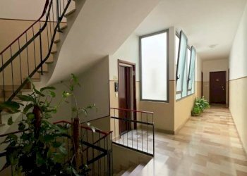 Interno palazzo - Three-room apartment via Paolo Racagni, Parma (neighborhood Cittadella) - photo 14