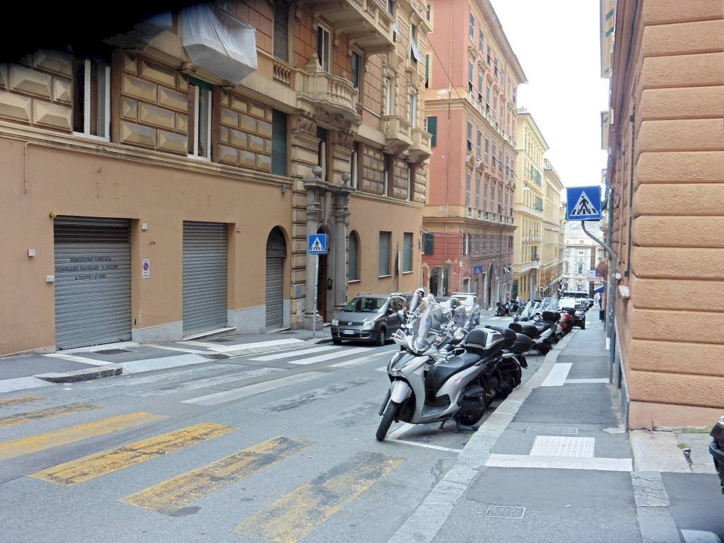 Zona - Box via Caffaro, 8e, Genova (zona Castelletto) - foto 2