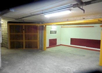 Magazzino - Box via Caffaro, 8e, Genova (zona Castelletto) - foto 9